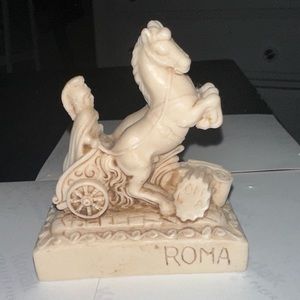 Roman chariot figurine handmade from Italy